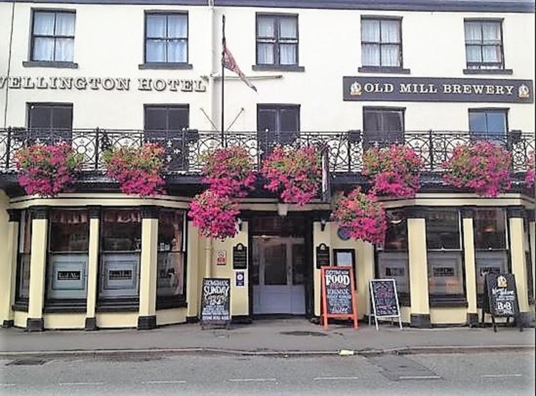 The Wellington Hotel Howden Eksteriør billede